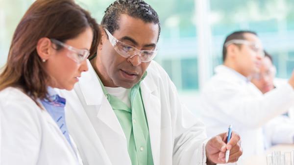 Thumbnail image of a doctor and nurse taking notes